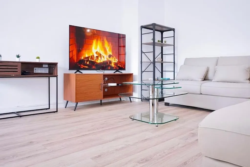 Bright Sanctuary Near Paris Apartment Antony